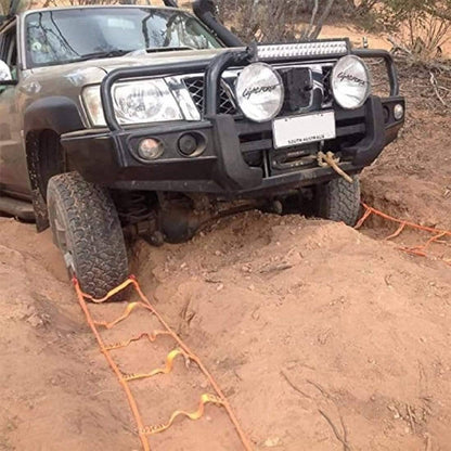Heavy-duty vehicle recovery tow rope with reinforced loops for off-road emergencies