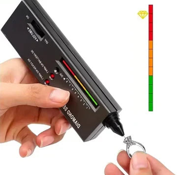 Handheld high-accuracy diamond tester, a versatile jewelry tool for authenticating gemstones. Novice & expert friendly.