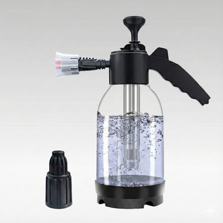 Ergonomic handle of a high-pressure foam cannon, designed for comfortable and long-lasting use.