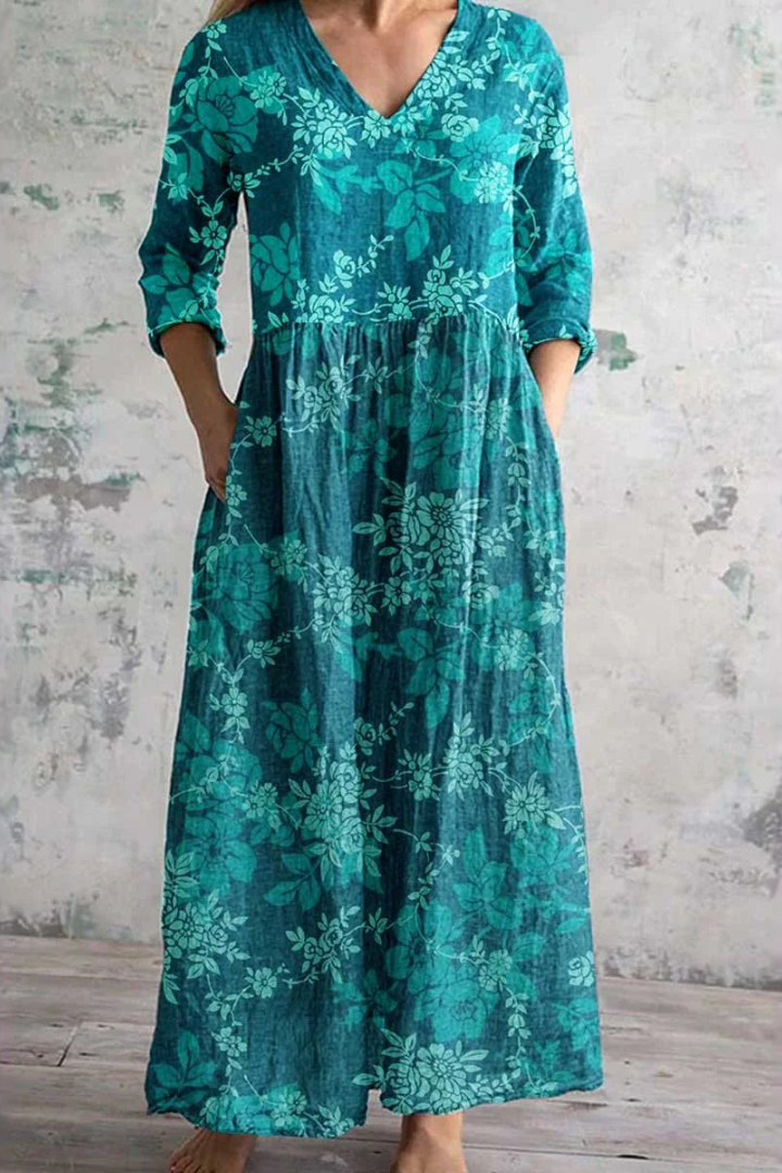 Long women's lightweight maxi dress, providing ultimate comfort and a flowy silhouette for spring & summer.