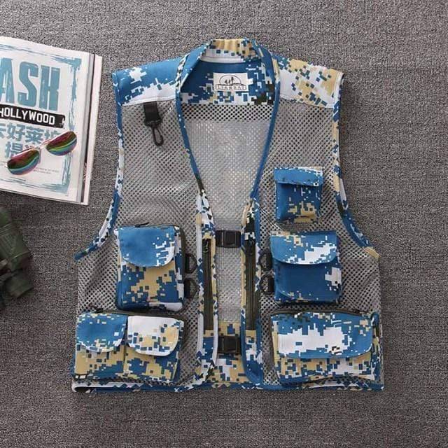 Multi-pocket hunting vest with mesh lining, providing breathability during active use