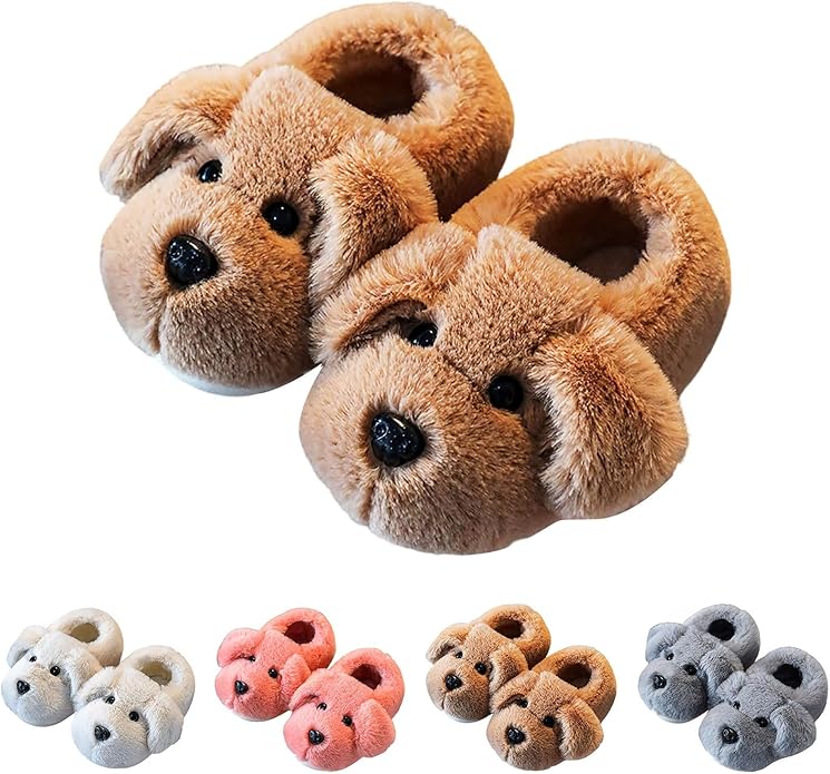 Playful puppy slippers for toddlers, ensuring cozy warmth and a non-slip sole for safe adventures at home.