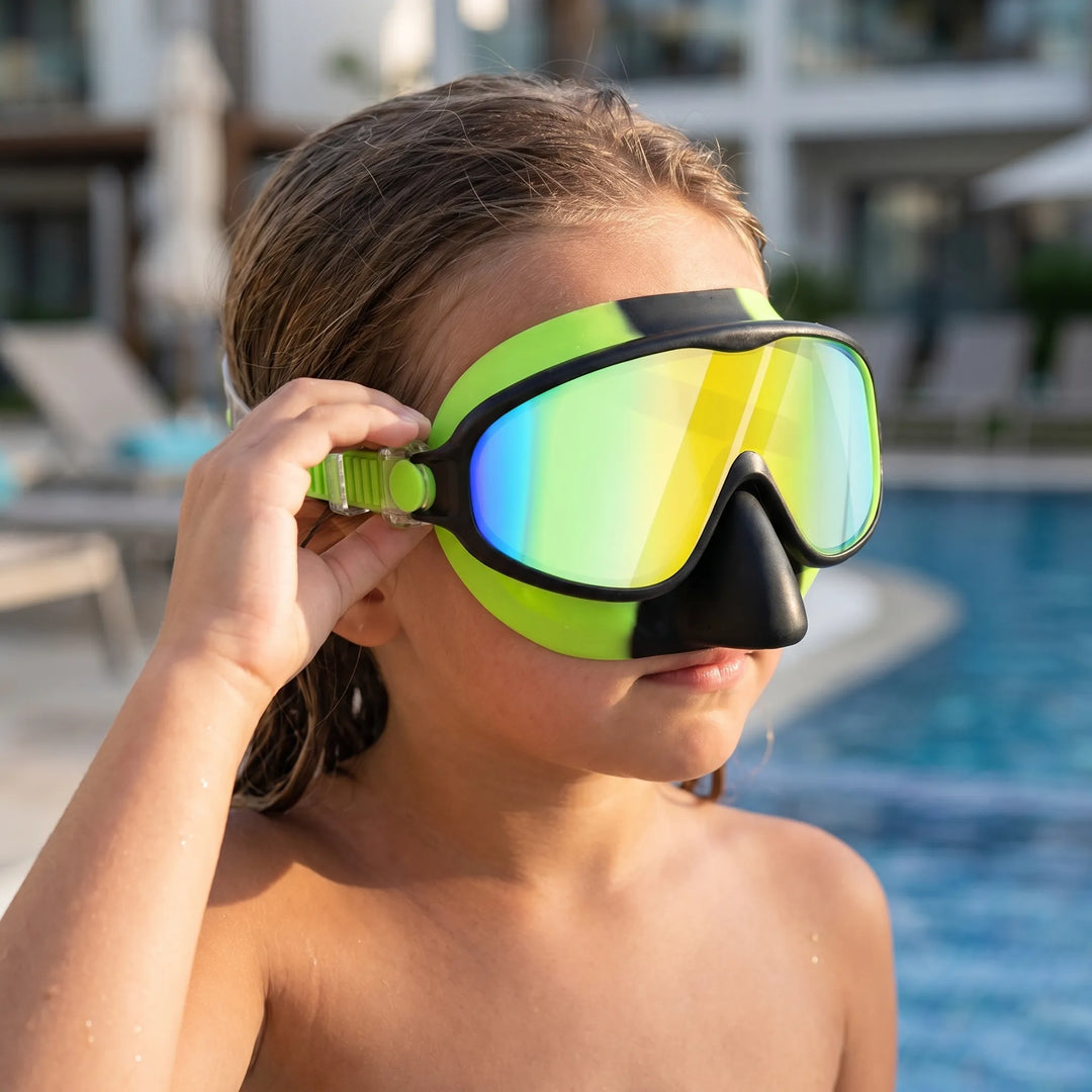 Kids' swim mask with integrated nose cover, clear vision for pool & beach water sports.