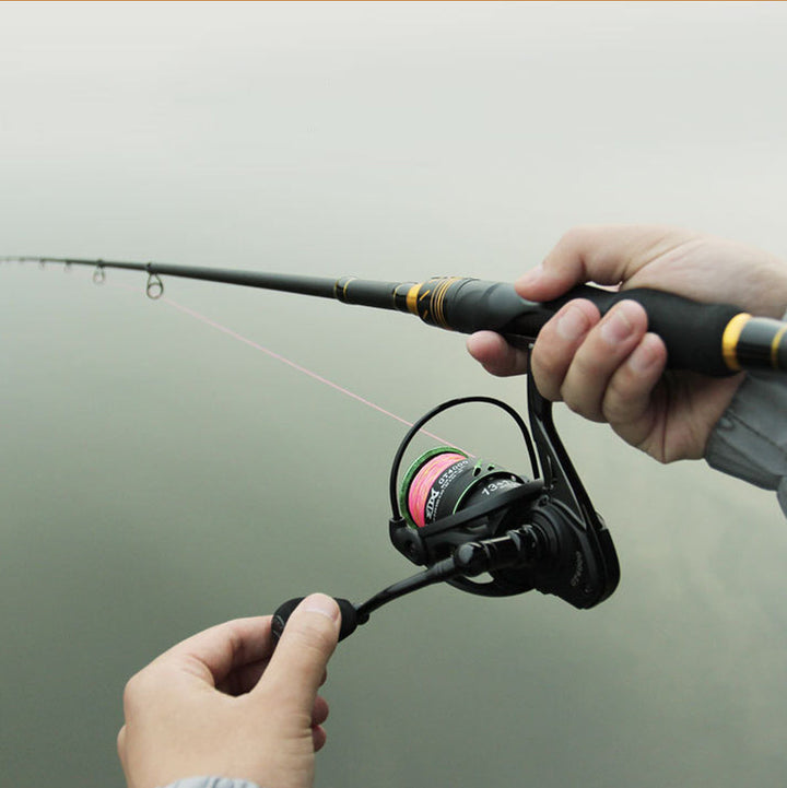 Premium carbon fiber lure rod, built for durability and convenient travel.