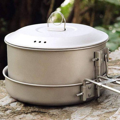 Lightweight titanium camping pot and frying pan set for outdoor cooking