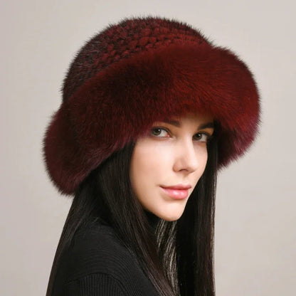 Cozy & warm women's insulated winter hat. A luxurious, stylish accessory for cold weather comfort.