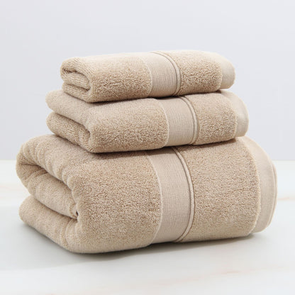 High-quality absorbent cotton bath towel, quick-drying and incredibly soft.