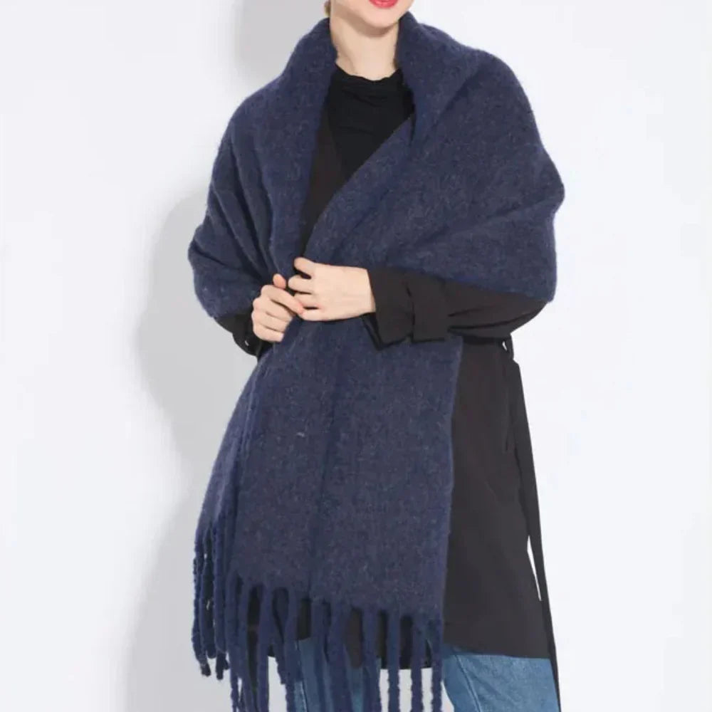 Soft women's cashmere scarf, ideal for cozy winter warmth & stylish comfort.