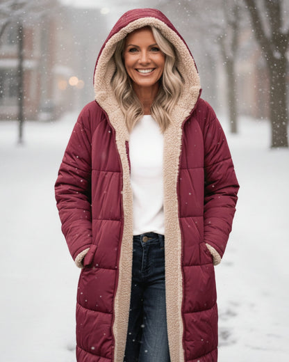 Women's fashionable winter coat, warm jacket, perfect for an elegant look.