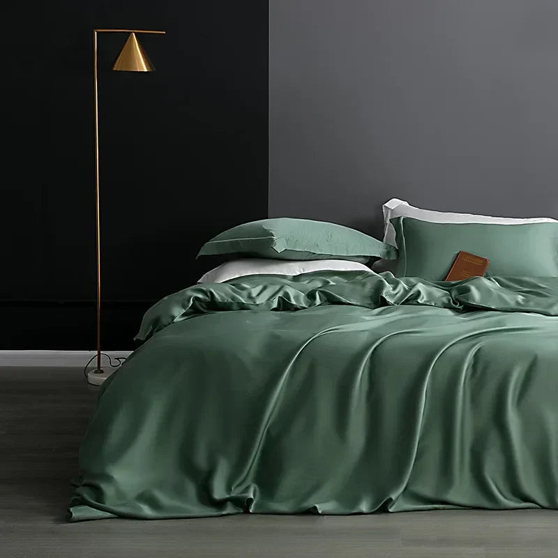Luxury natural silk duvet cover for ultimate bedroom comfort & style. Soft, elegant bed linen.