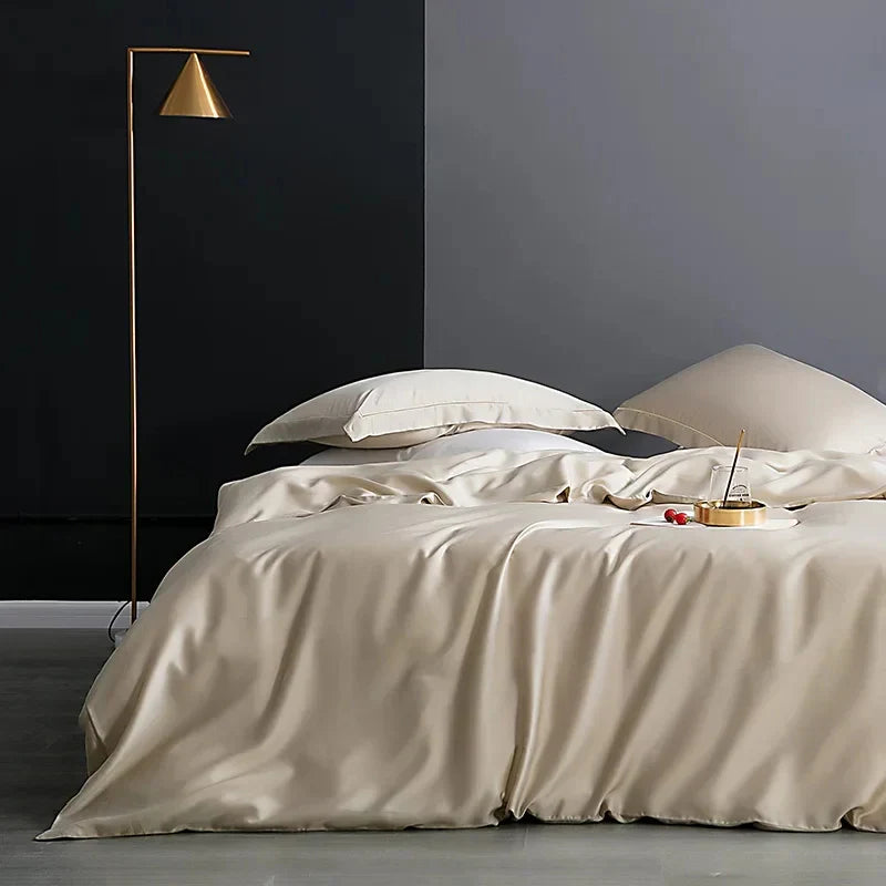 SilkEssence luxury natural silk duvet cover. Soft, smooth bed linen for supreme comfort.