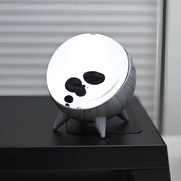 Unique gift idea: a music-reactive ferrofluid display, combining art, tech, and mesmerizing visuals.