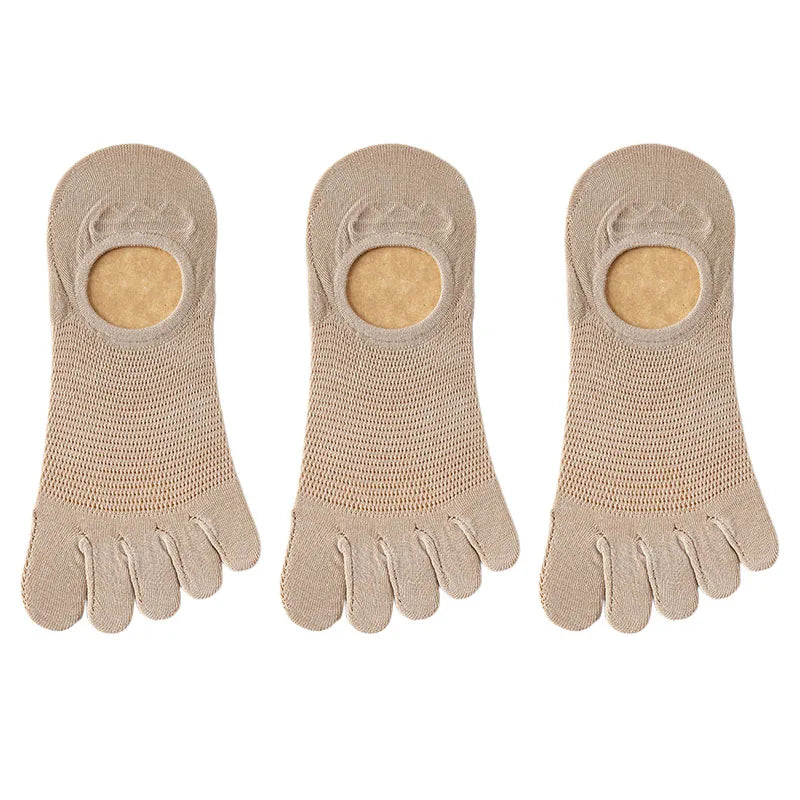 Soft, invisible men's no-show toe socks with individual toe slots, designed for maximum comfort & fit.