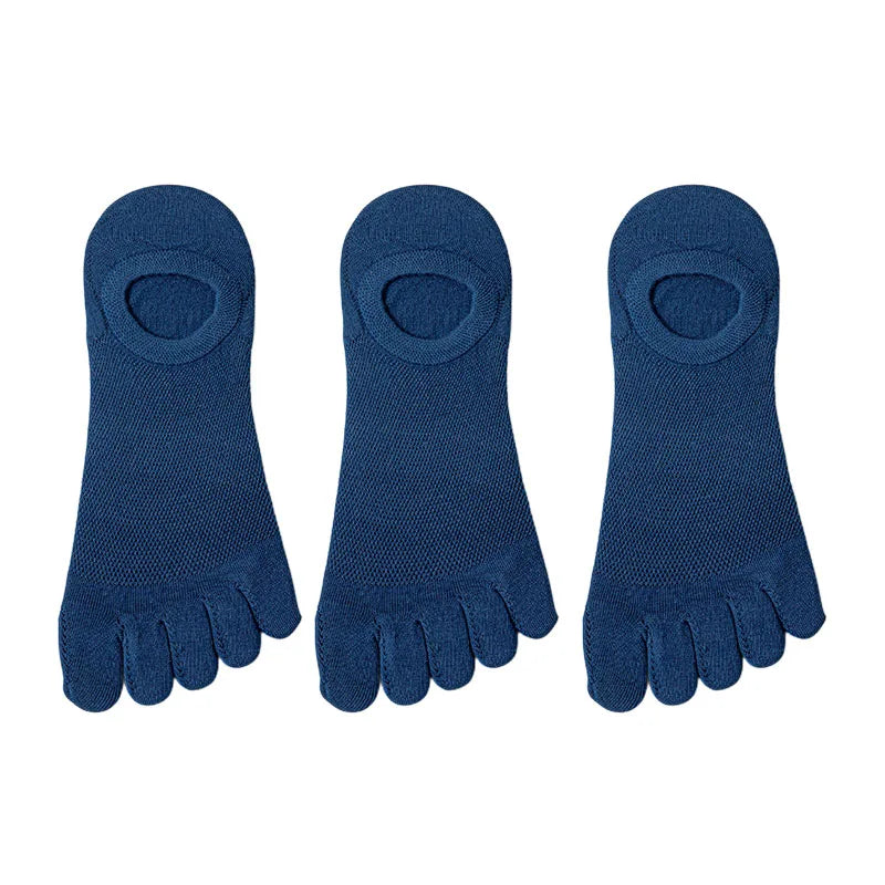 Men's casual no-show toe socks from a 3-pair pack, offering discreet comfort with any low-cut footwear.