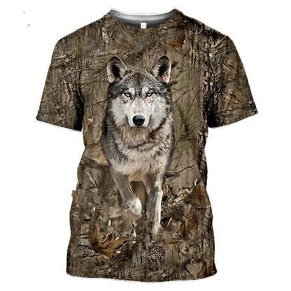 Close-up of men's outdoor camouflage T-shirt, featuring a detailed 3D wildlife graphic.