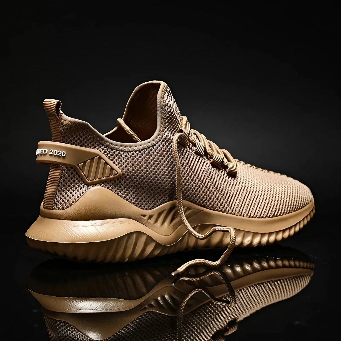 Comfortable Men's Adriano sneakers, perfect breathable walking shoes for versatile everyday use.