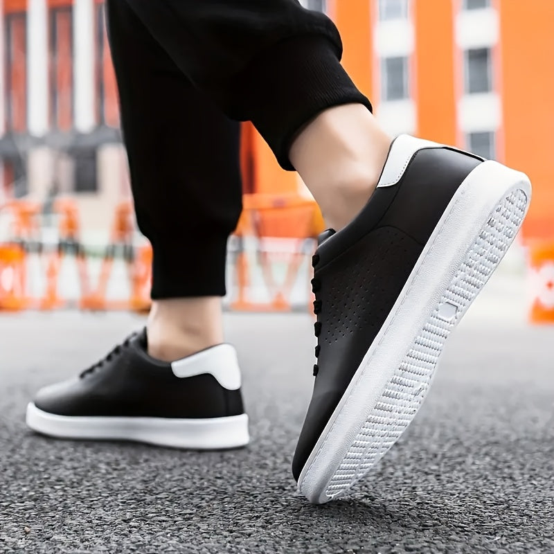 Men's Aeron low-top sneakers for everyday wear, providing sleek style & lasting comfort.