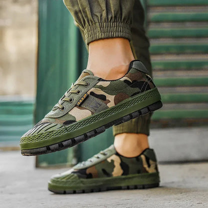 Men's All-Terrain Camo Tactical Sneakers for rugged outdoor adventures and durable utility.
