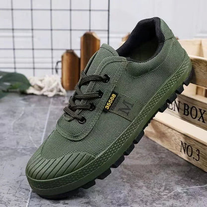 Conquer any terrain with these men's durable camo tactical sneakers, built for outdoor performance.