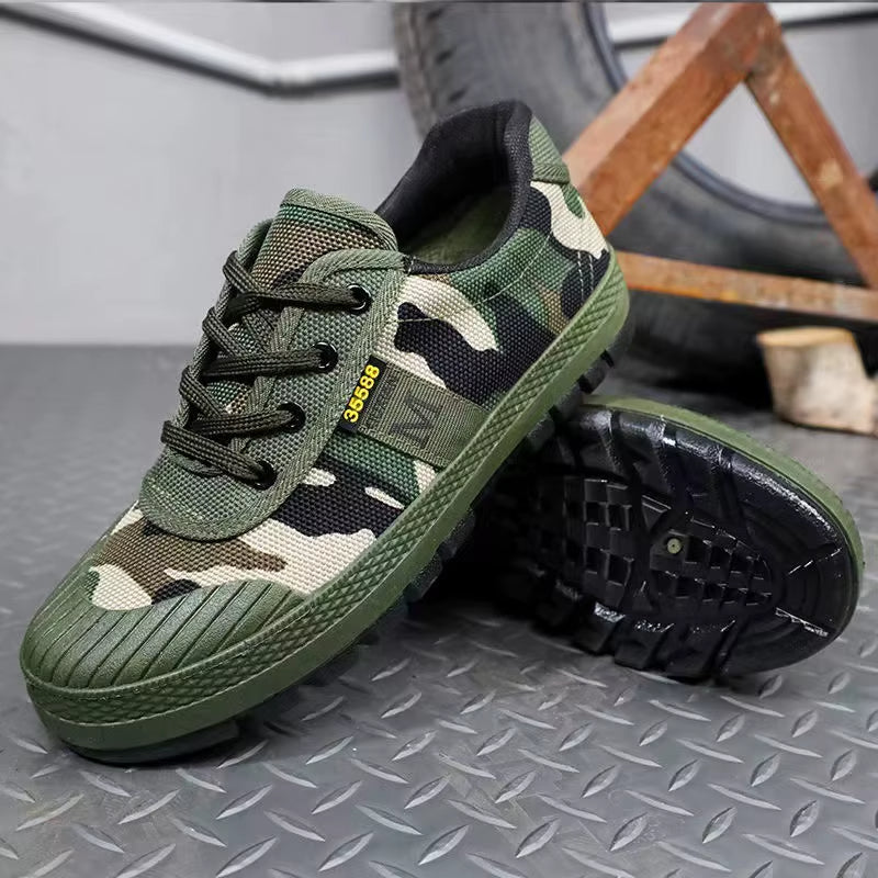 Men's camo all-terrain tactical sneakers, designed for rugged outdoor performance and comfort.