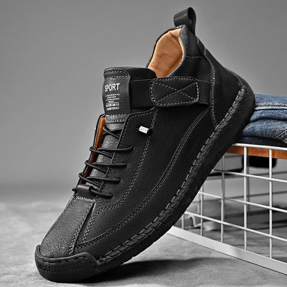 Versatile men's all-terrain casual shoes with memory foam for everyday wear.
