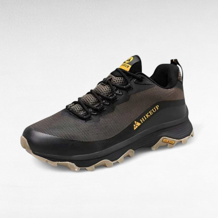 Rugged men's outdoor boots, perfect for hiking and providing reliable all-weather footwear.