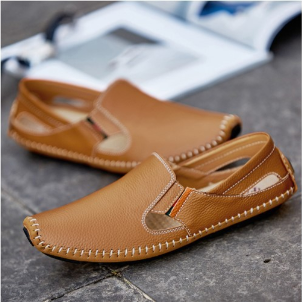 Slip-on Amalfi style men's sandals, designed for ultimate comfort and casual elegance.