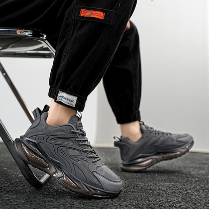 Athletic men's Apex trainers, lightweight and comfortable for sport and gym activities.