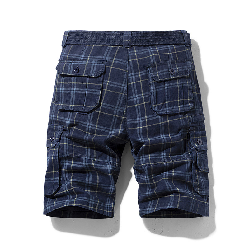 Relaxed fit men's cargo shorts with stylish check pattern. Perfect for travel & outdoor adventures.