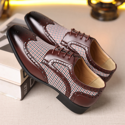 Men's formal wingtip footwear, featuring elegant perforations and a refined business look.