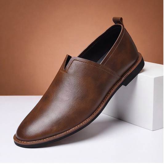 Men's black slip-on comfort loafers for everyday wear and versatile style.