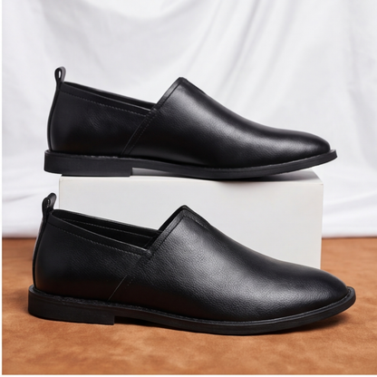 Men's comfortable casual loafers, easy to wear for any occasion, from errands to events.