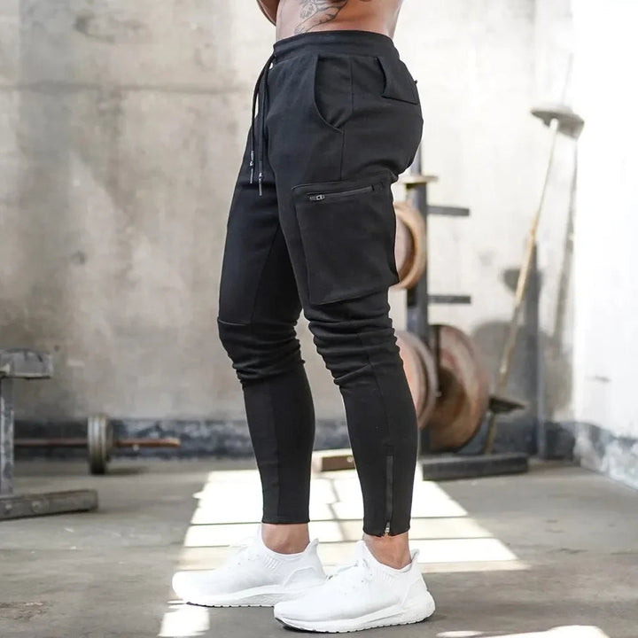 Men's athletic cargo pants, tapered fit, comfortable stretch for gym, training & daily wear.