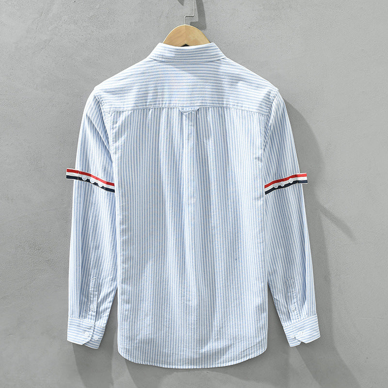 Comfortable men's striped lightweight casual shirt for versatile everyday style. Ideal summer fashion top.