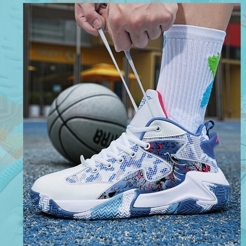 High-performance men's court sneakers, graphic print, ensuring stability, comfort, and protection.