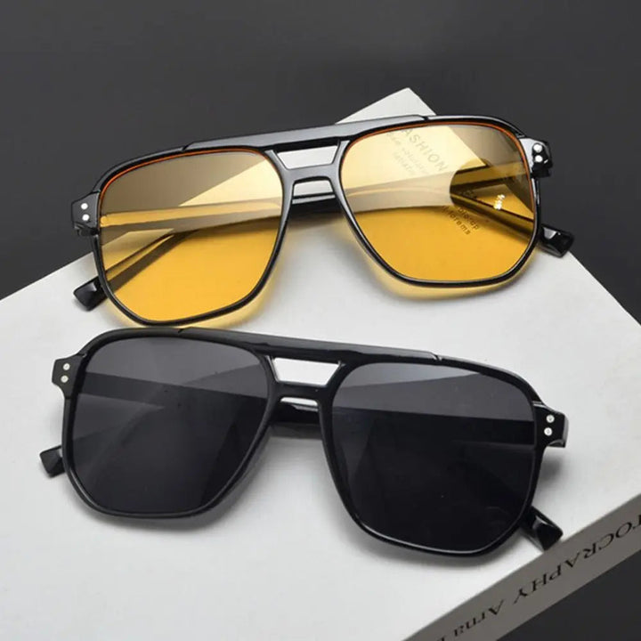 Stylish men's UV400 sunglasses, offering excellent eye protection. Fashionable & durable eyewear.