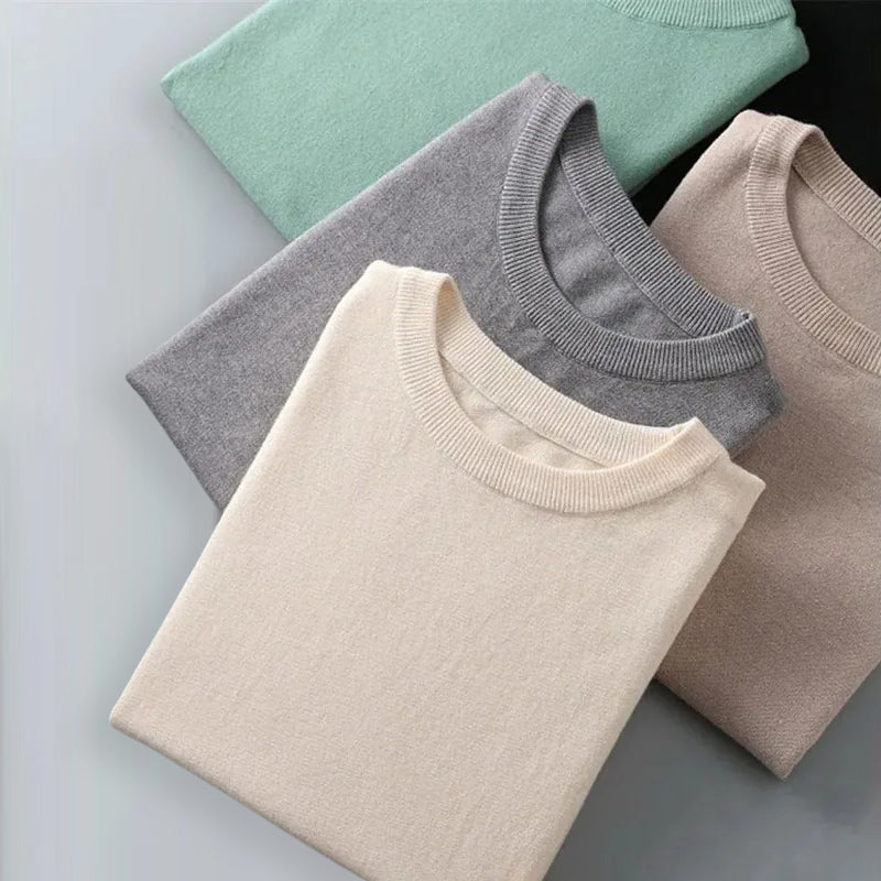 Sophisticated men's Bordeaux short sleeve tee, offering a fitted, comfortable and stylish look for any occasion.