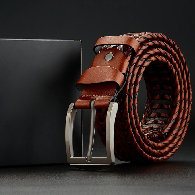 Unique hand-braided texture on a men's cowhide leather belt, adding character to any men's style.