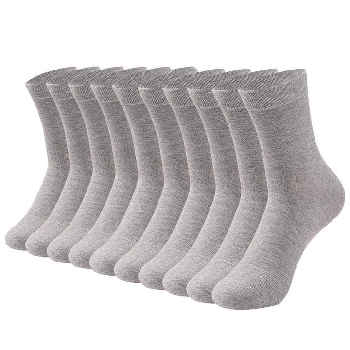 Gym-ready men's athletic socks. 10 pairs breathable bamboo, anti-slip for peak performance.