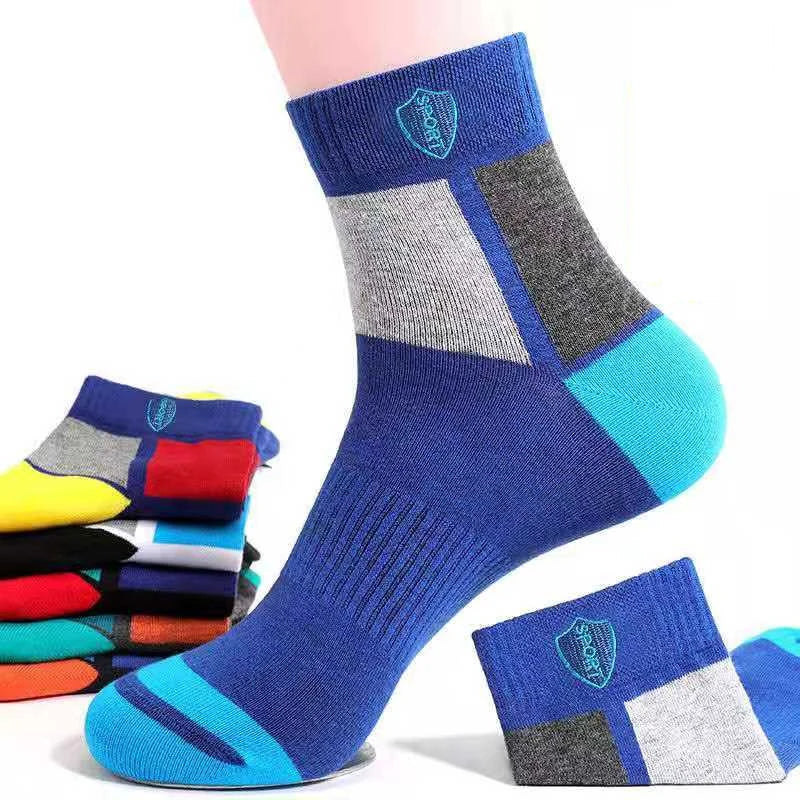 High-quality men's bamboo sports socks. Anti-slip grip and breathable design, 10-pack.