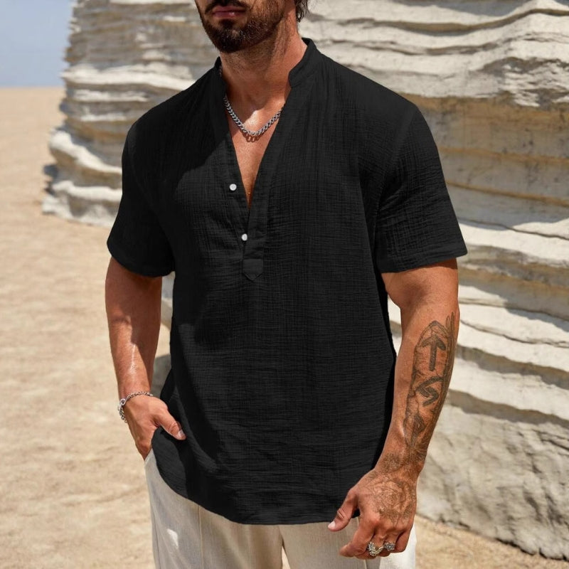 Comfortable men's everyday polo shirt. Short sleeve, breathable fabric, and classic design for casual summer wear.