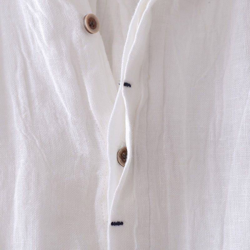 Stylish men's short sleeve shirt for summer. Casual button-up with relaxed fit, perfect for warm weather comfort.