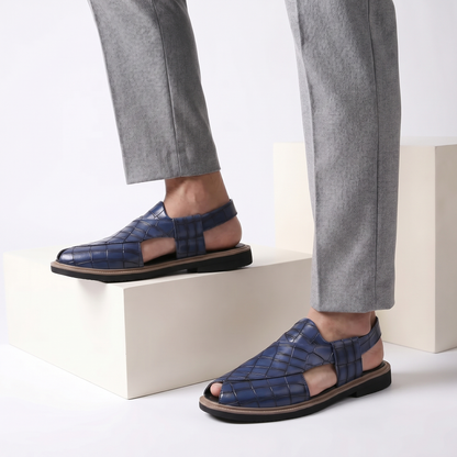Men's Brenton outdoor sandals, durable with grip soles for hiking & adventure. All-day comfort.