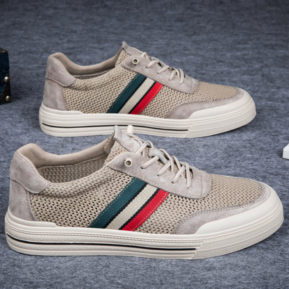 Comfortable men's retro sport lifestyle sneakers, vintage fashion footwear for daily casual wear.