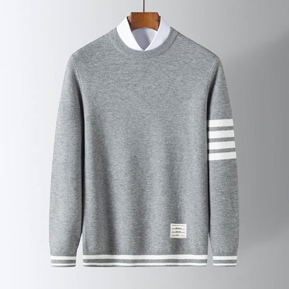 Classic men's Camden sweater, versatile design for elegant fall outfits & comfortable winter style.