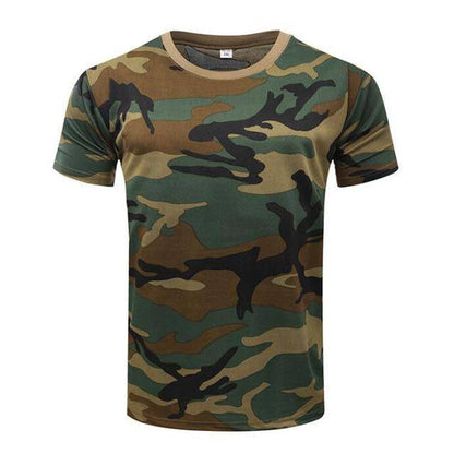 Breathable men's camouflage athletic t-shirt, O-neck design for comfort during outdoor activities.