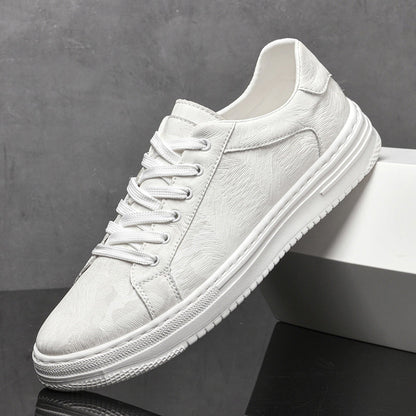 Durable sole of Men's Canyon Everyday Sneakers, providing reliable grip & all-day comfort.