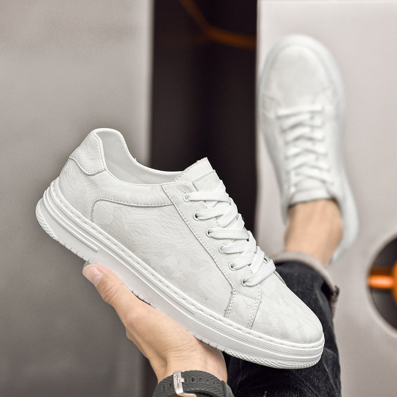 Experience ultimate comfort with Men's Canyon Everyday Sneakers, cushioned for daily wear.