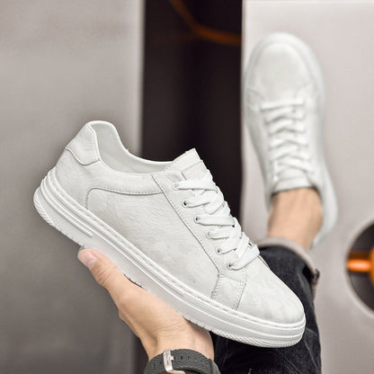 Experience ultimate comfort with Men's Canyon Everyday Sneakers, cushioned for daily wear.