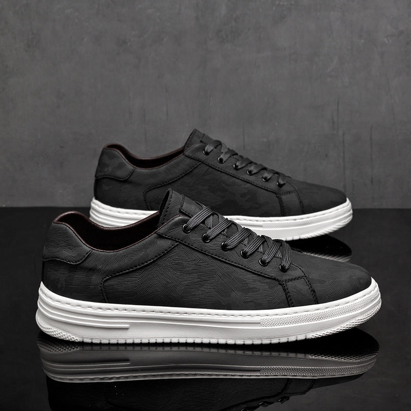 Sleek black Men's Canyon Everyday Sneakers, durable casual footwear for men.